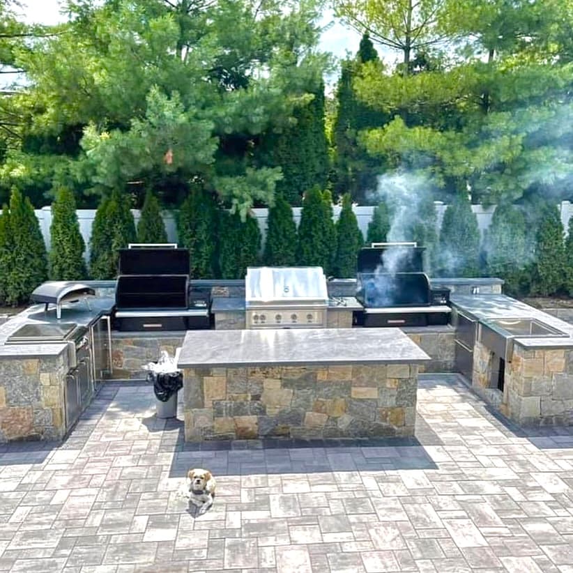 Outdoor Kitchen & Stone Veneer
